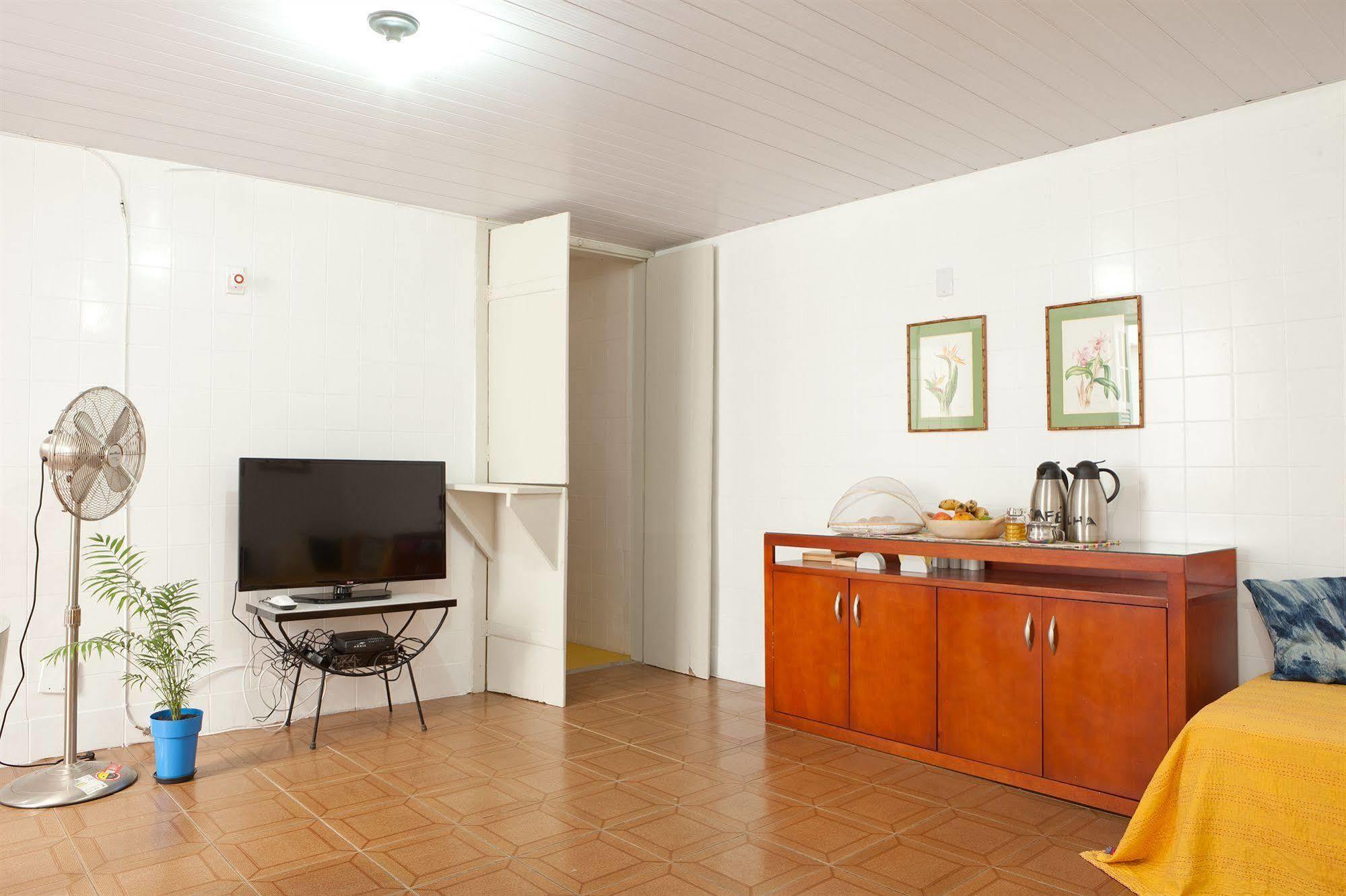 Olia Hostel B&B リオデジャネイロ エクステリア 写真