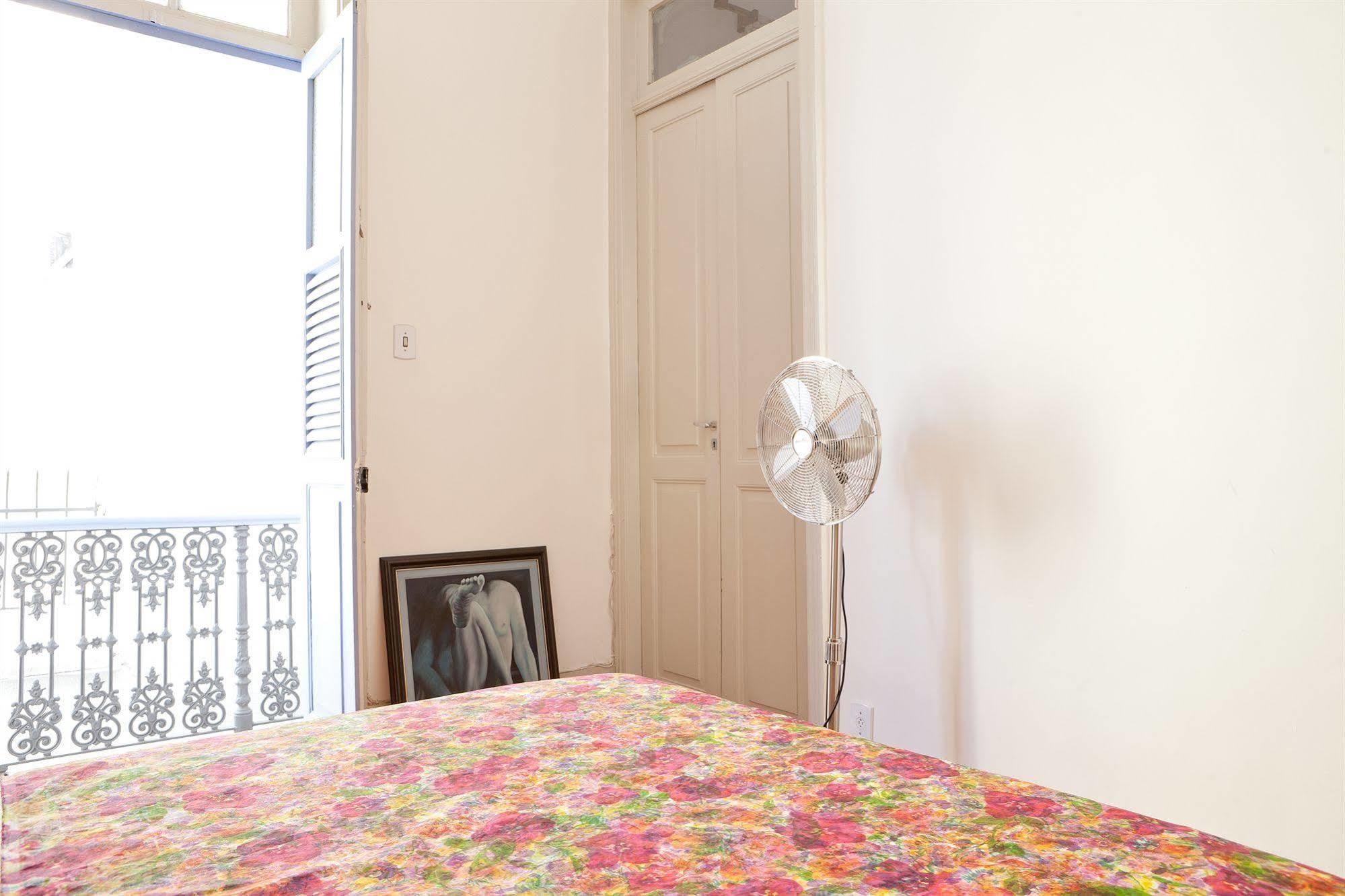 Olia Hostel B&B リオデジャネイロ エクステリア 写真